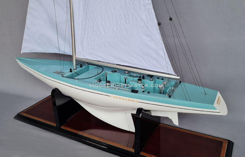 COURAGEOUS yacht model